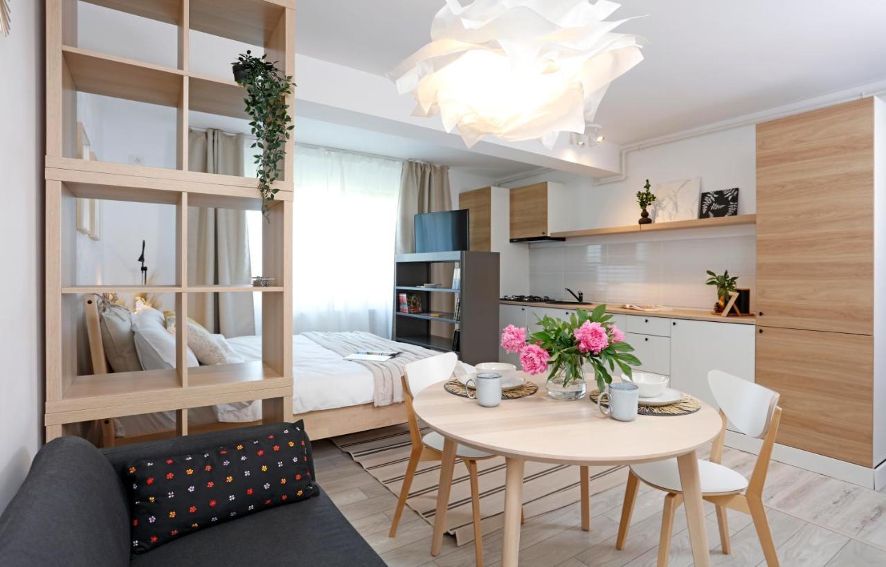 New & Cozy Studio In Ghencea + Netflix Bukarest Exteriör bild